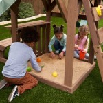 Complex de joaca Arbor Crest Deluxe PlaySet  KidKraft din lemn - Centru pe 2 nivele din cedru cu leagane si tobogan 